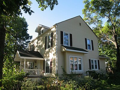 3264 Park Ave